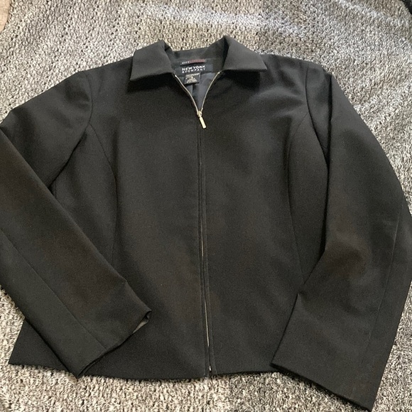 Black zip front jacket size 2 - Picture 1 of 6